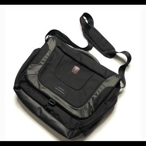 Tumi T-Tech Presidio Laptop Messenger Bag
